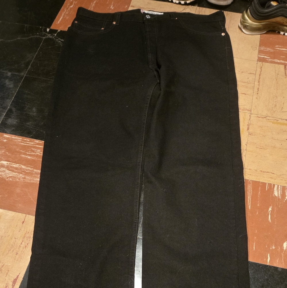 Levis 505 Regular Fit Black Wide Leg Jeans In A Mens Size 38/34 NWOT